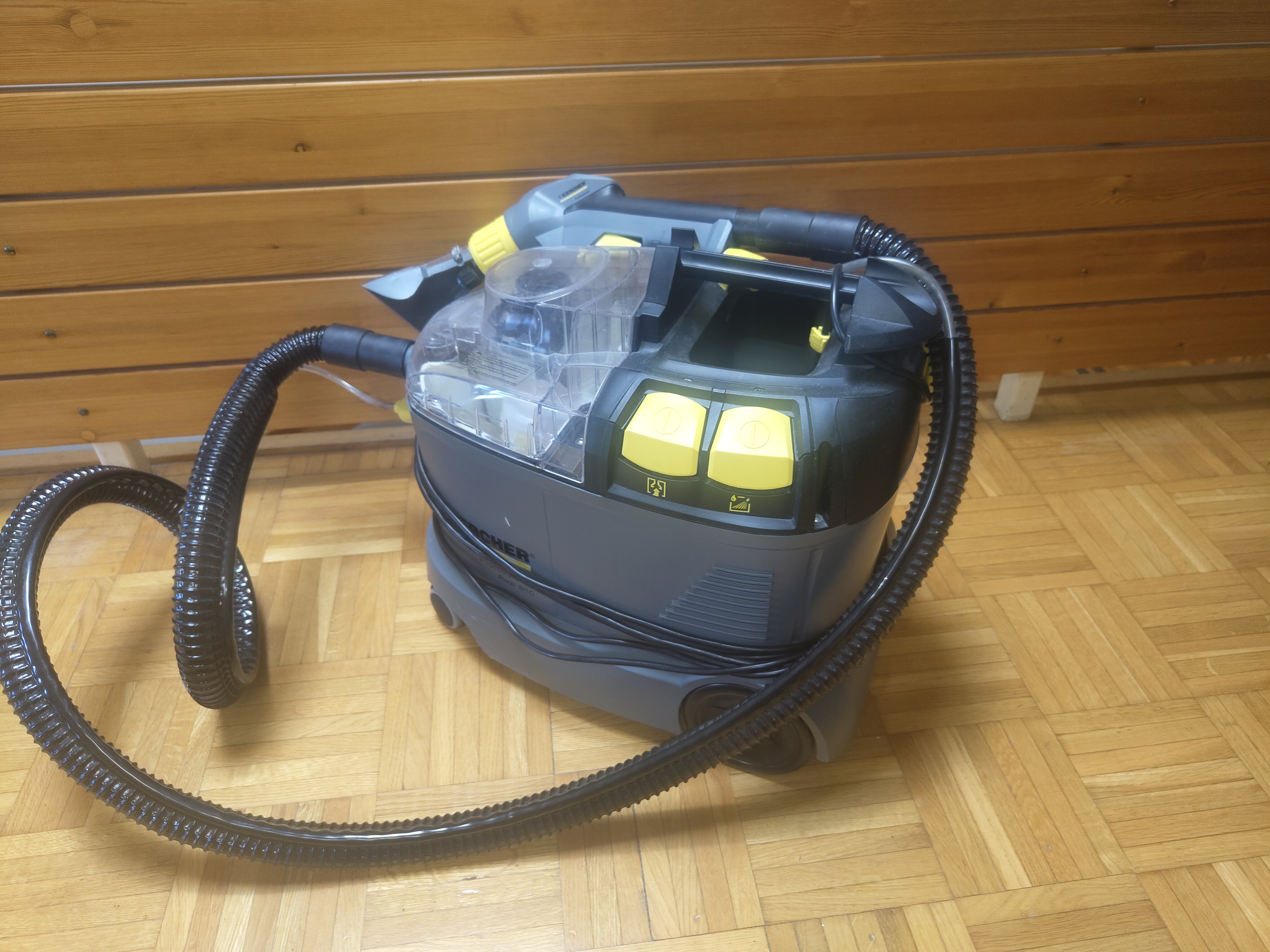 Tekstiilipesuri-painehuuhtelukone puzzi 8/1