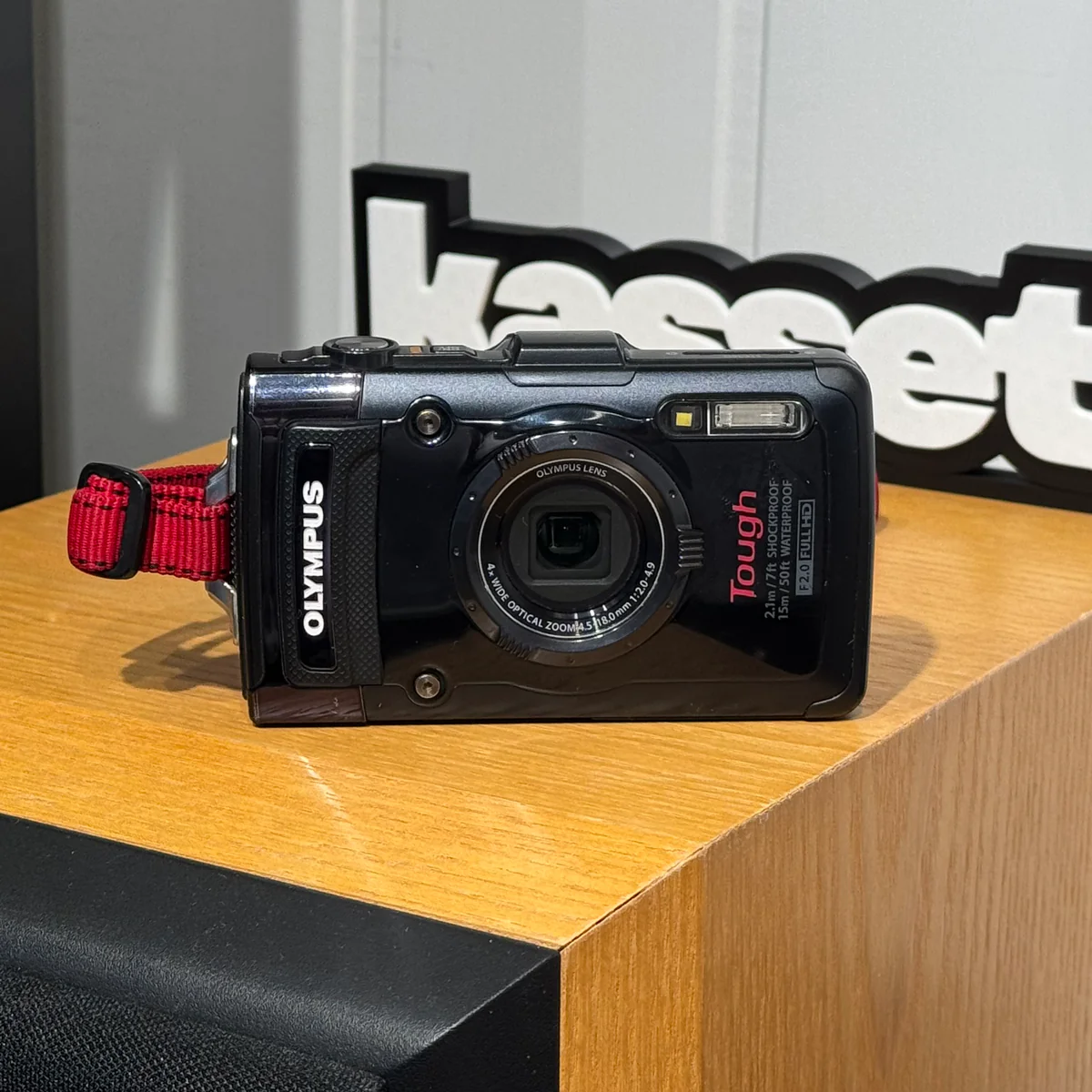 Olympus tough tg-2 gps