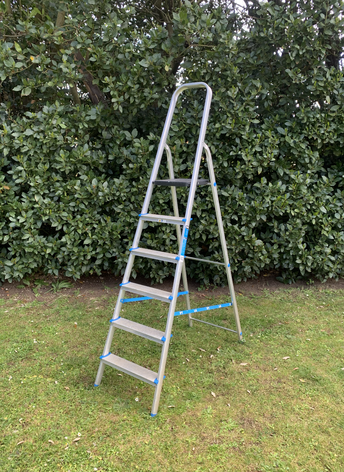 Mac allister 6-tread standard aluminium stepladder