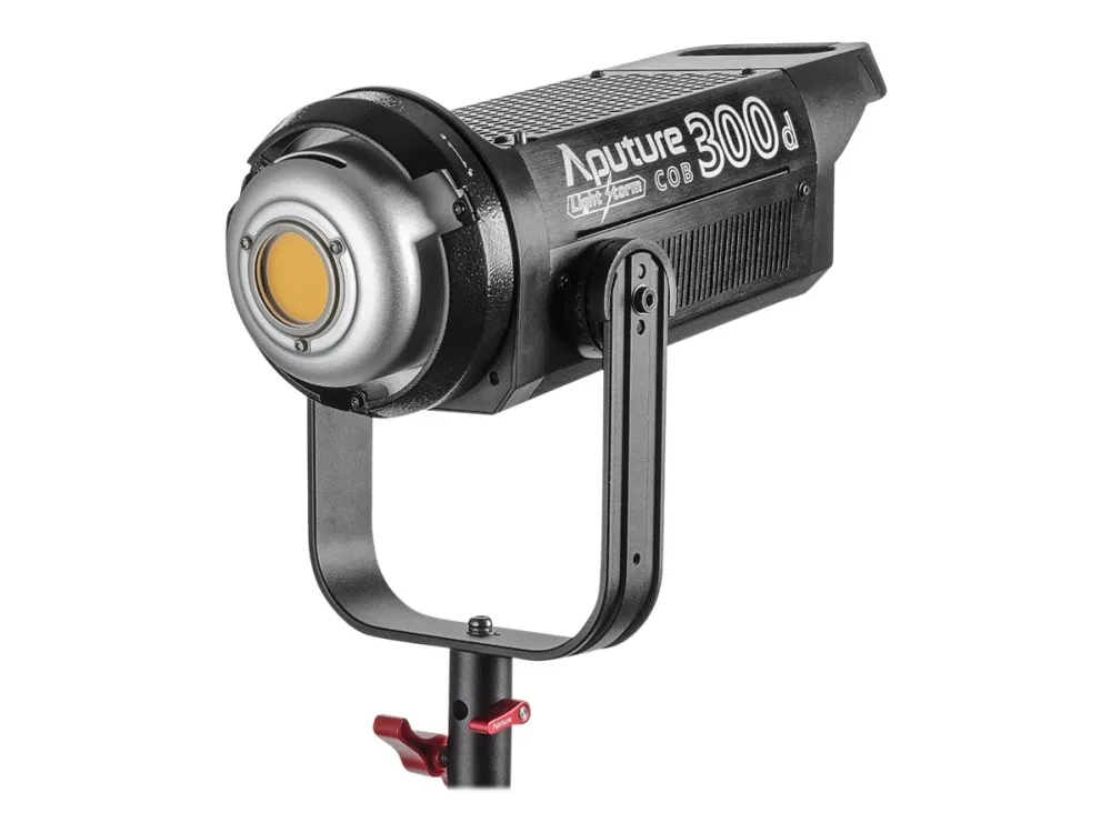 3 x aputure 300d 