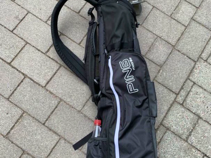 Smidig liten golfbag