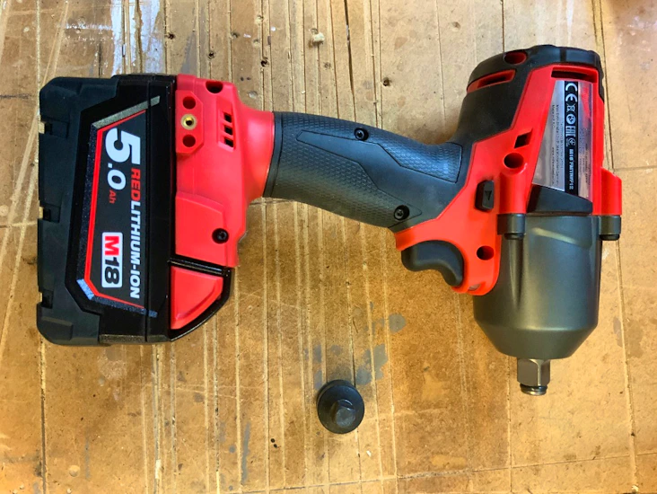 Mutterdragare milwakuee m18 fmtwf12