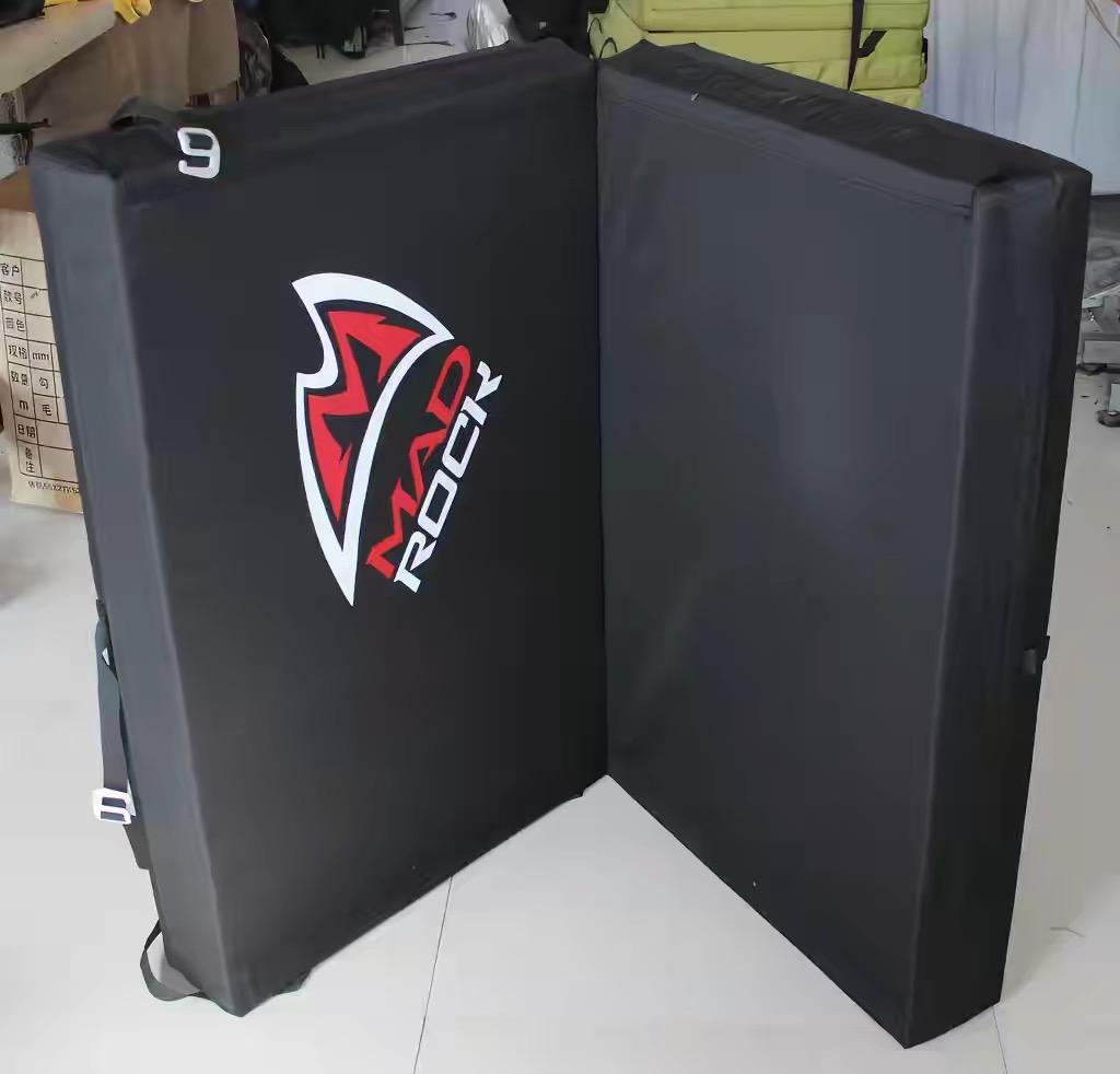Mad rock crash pad / bouldering climbing pad double folding