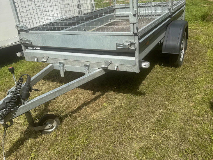 Fogelsta gallersläp obromsat 80 km