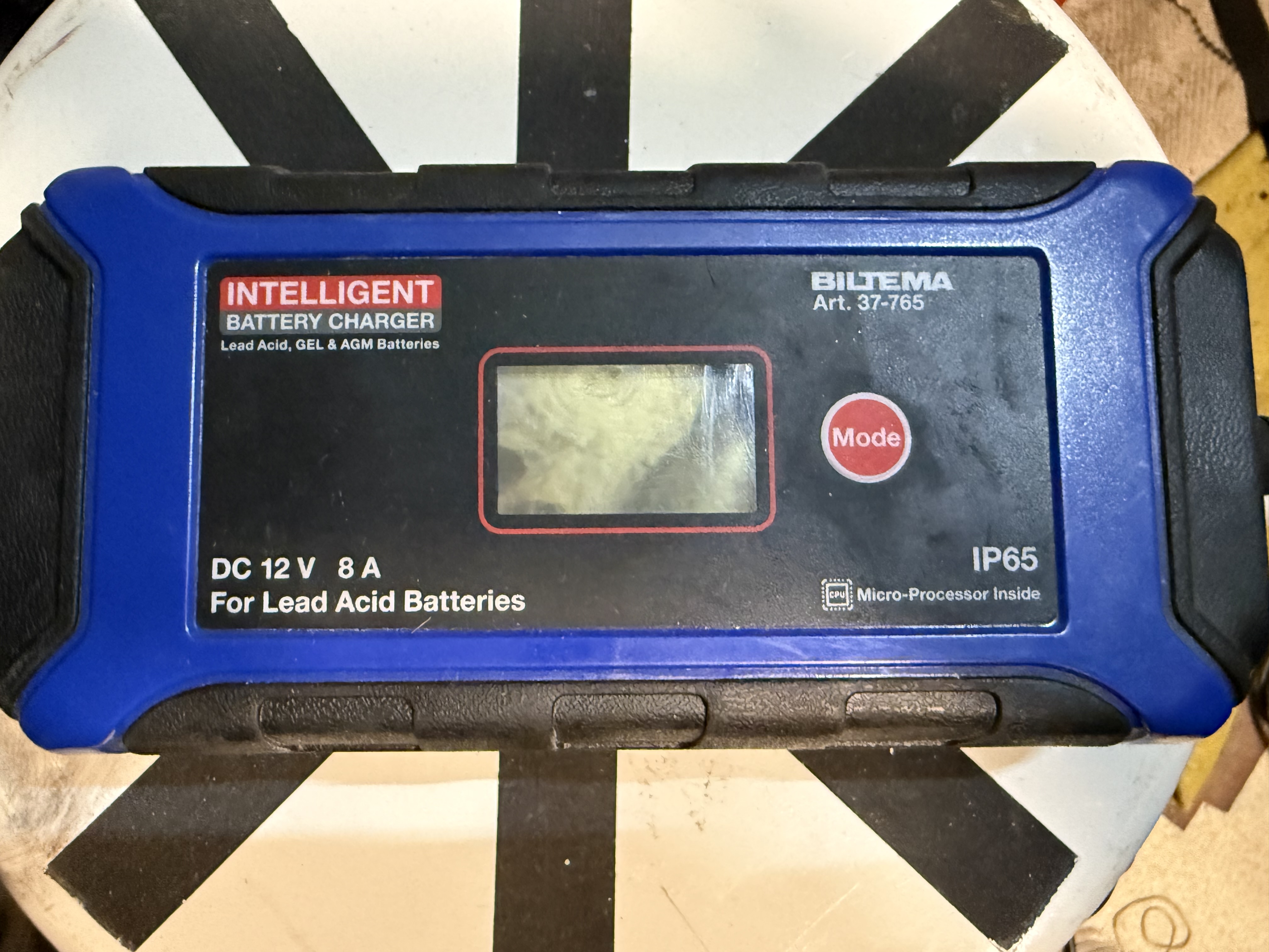 Batterilader/vedlikeholdslader 