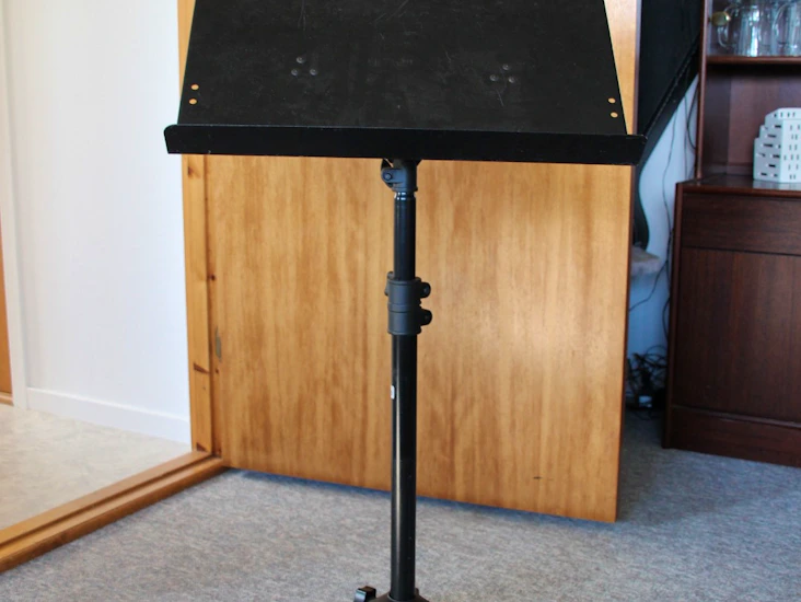 Notestativ, orchestra music stand