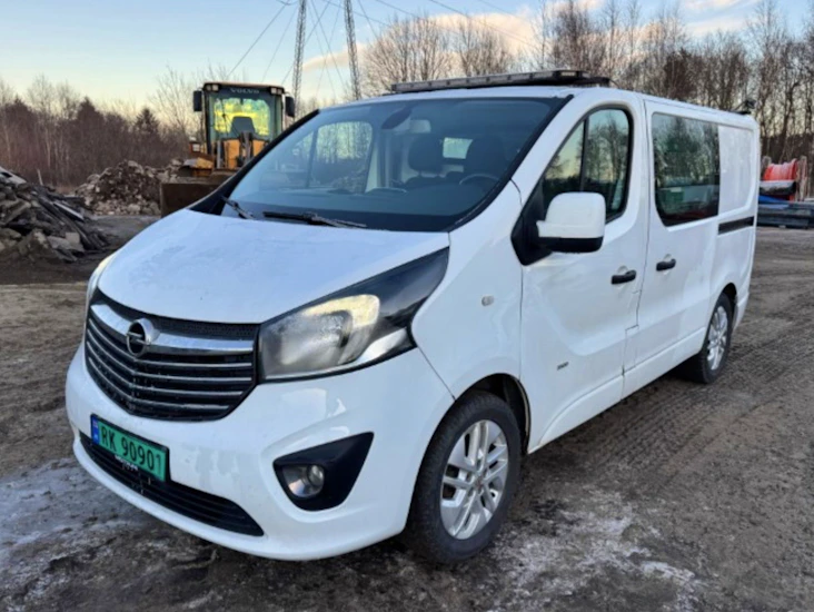Opel vivaro 2015