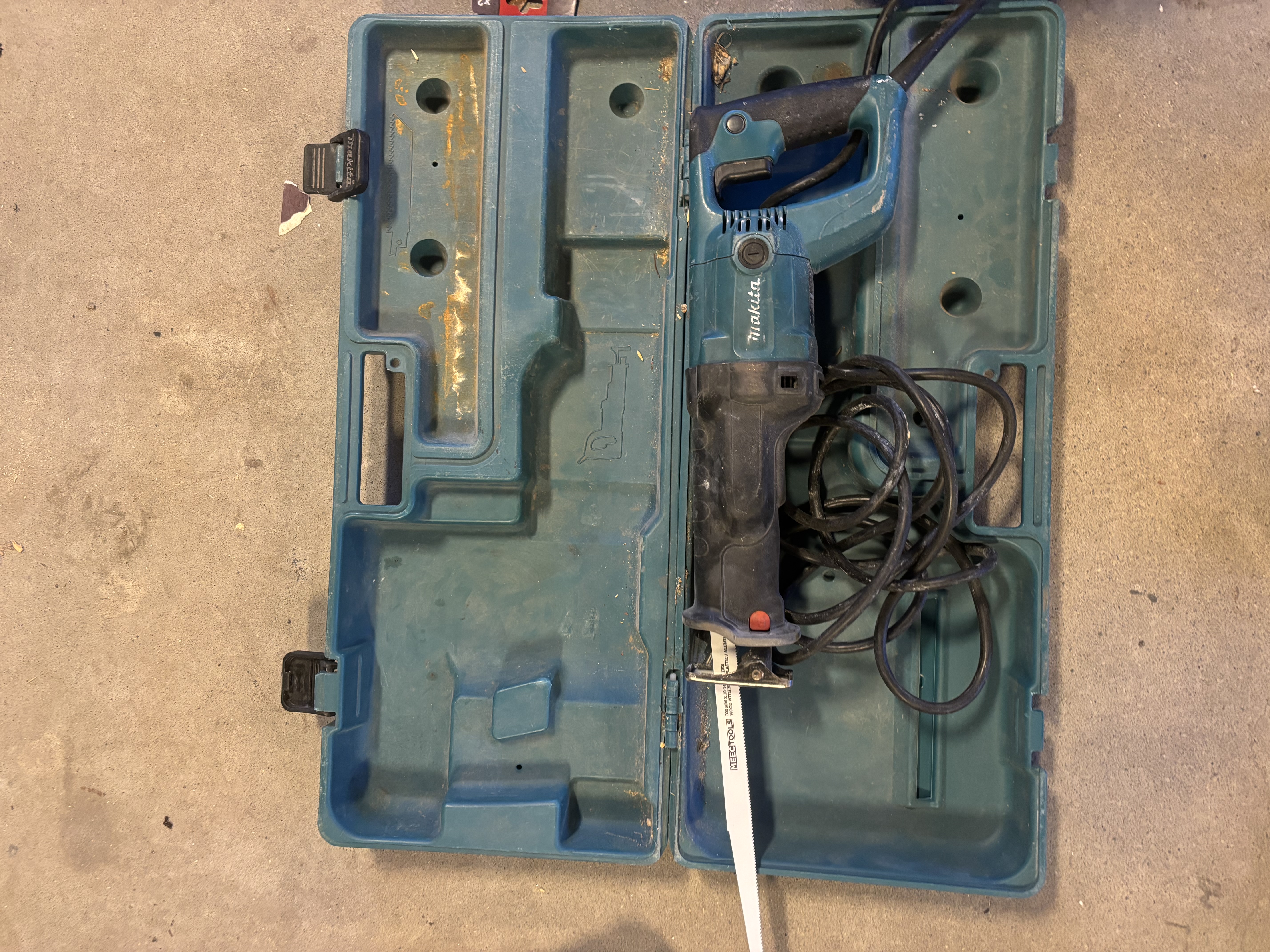 Makita bajonettsag med ledning 