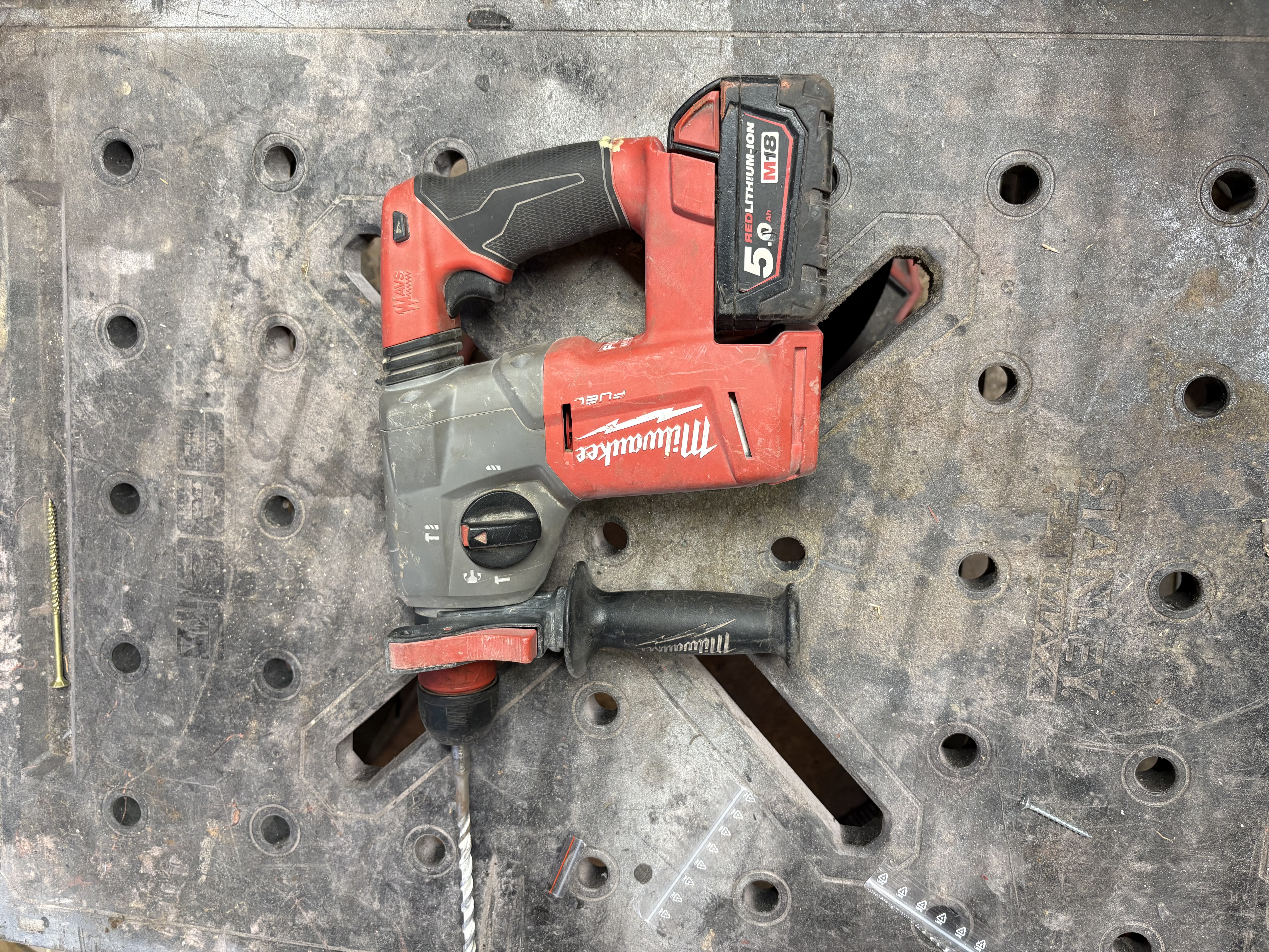 Milwaukee borrhammare