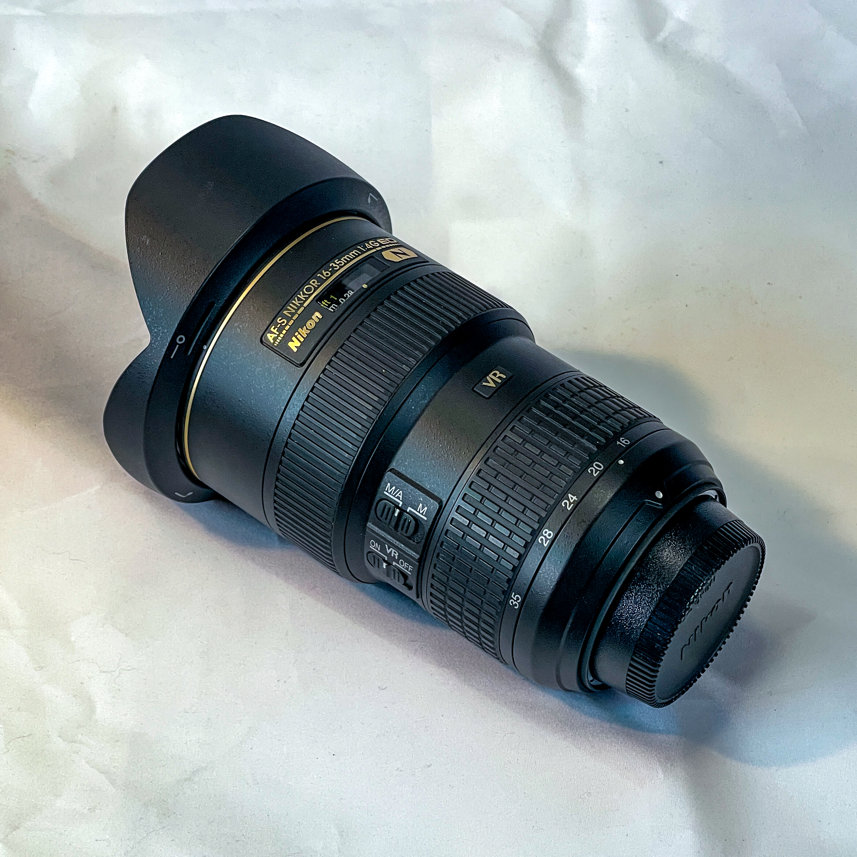 Lens - nikon n - af-s nikkor 16-35mm 1.4g wide-angle