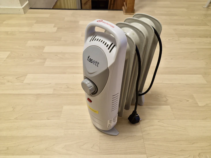 2 st golvelement 450 w, nummer 3 och 4 av 4 st likadana