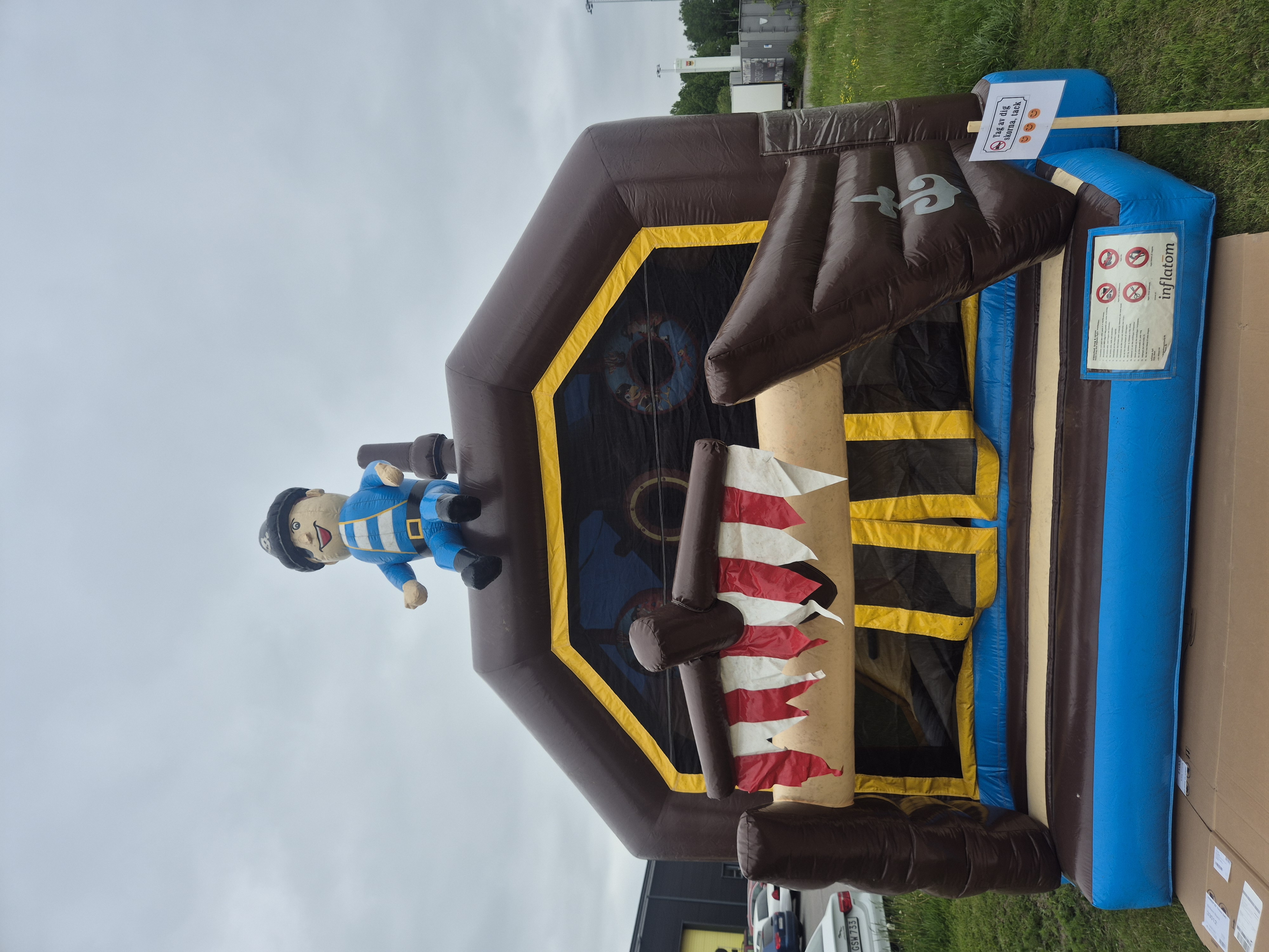 Hoppborg piraten
