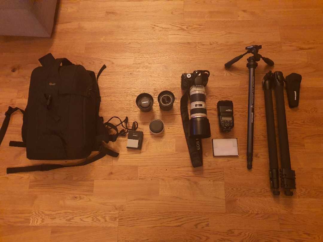 Canon eos 550d + 3 objekiv och tillbehör