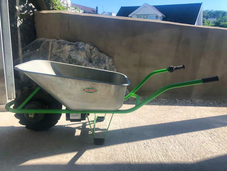 Eldriven skottkärra