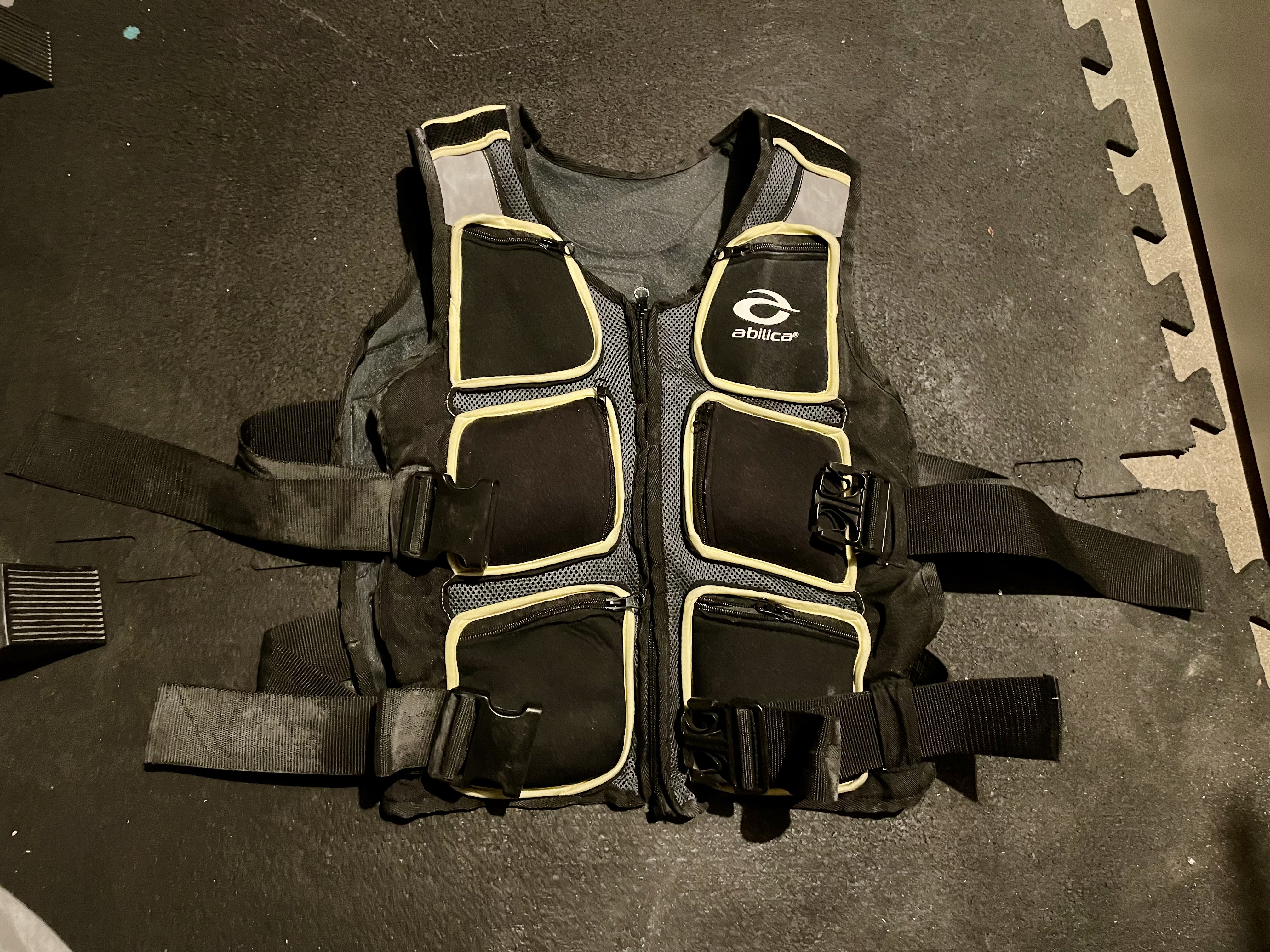 Viktväst 10kg, uttagbara vikter.