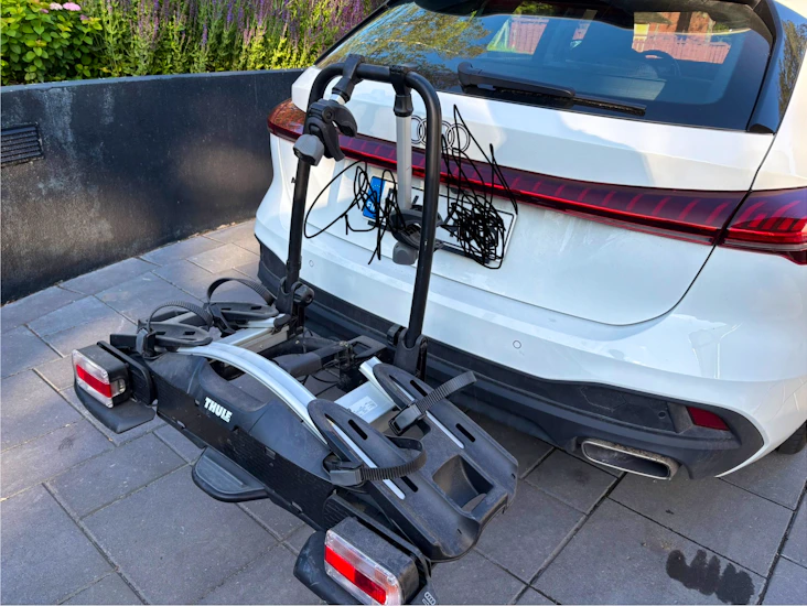 Thule-teline kahdelle pyörälle