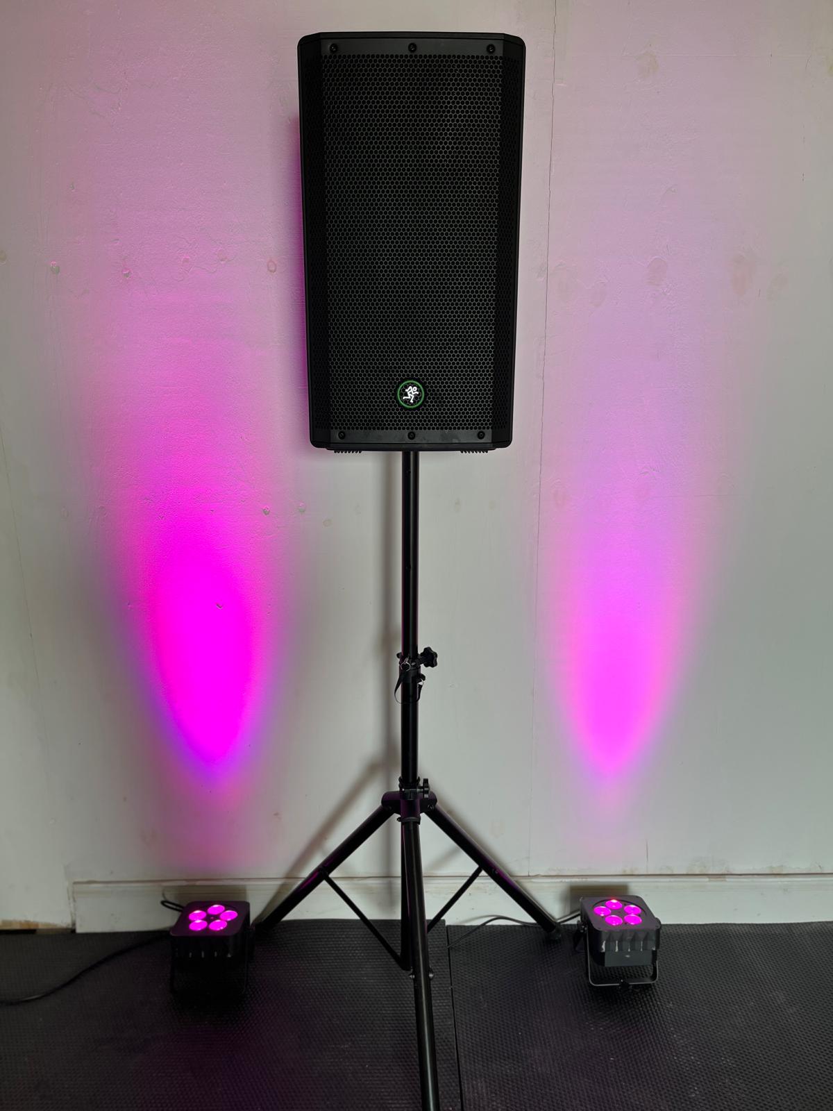 Single speaker - pa system - delivered/collected