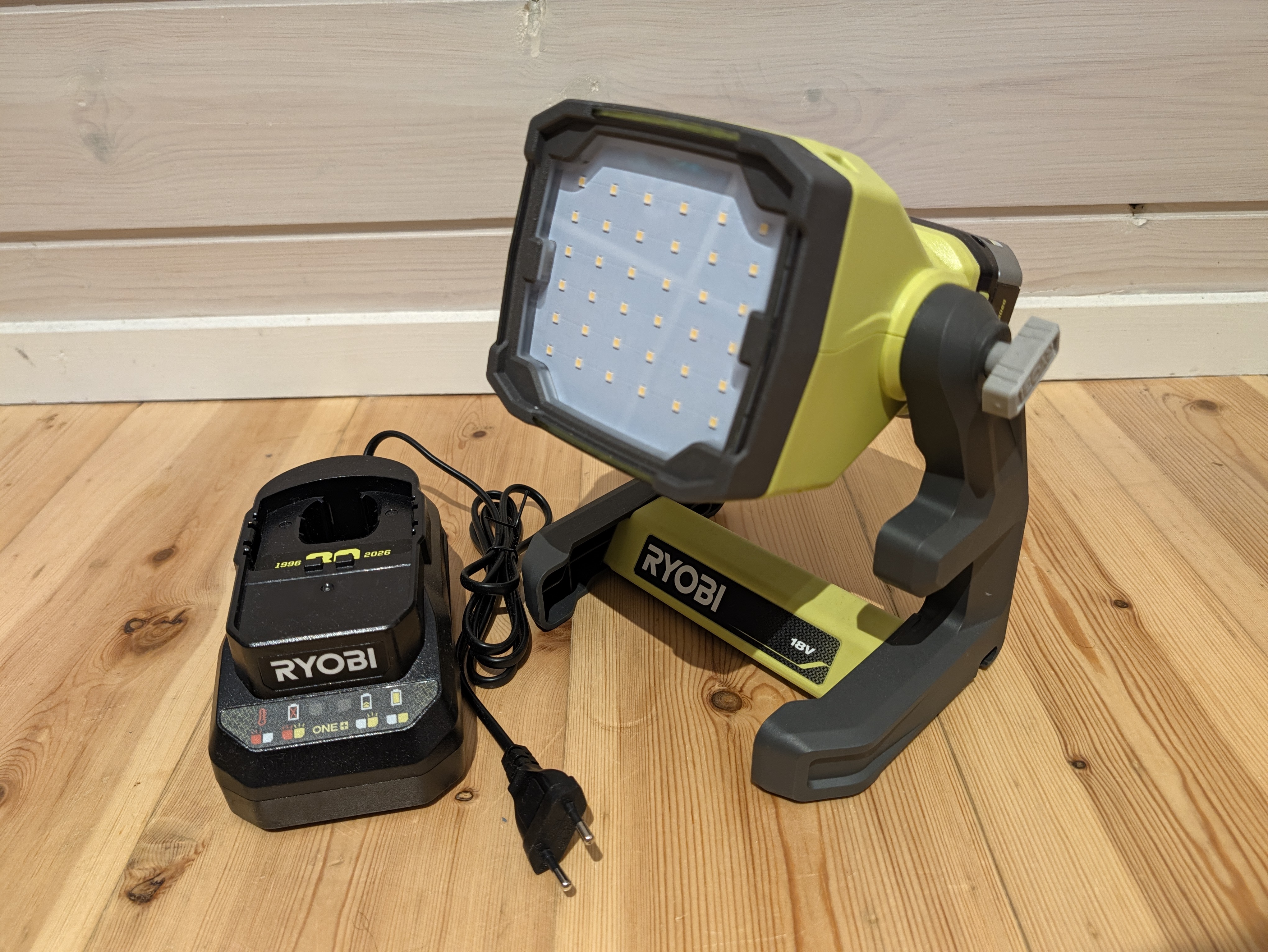 Ryobi arbeidslys