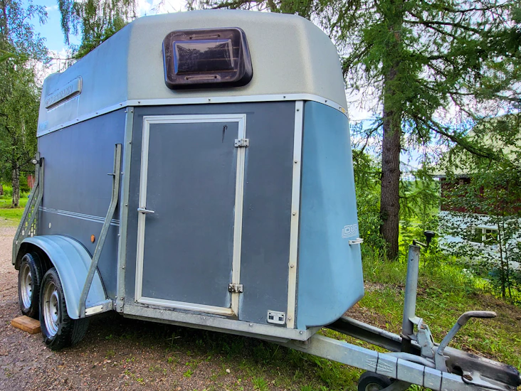 Hevostraileri 2hepan