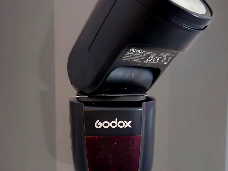 Godox v1 canon