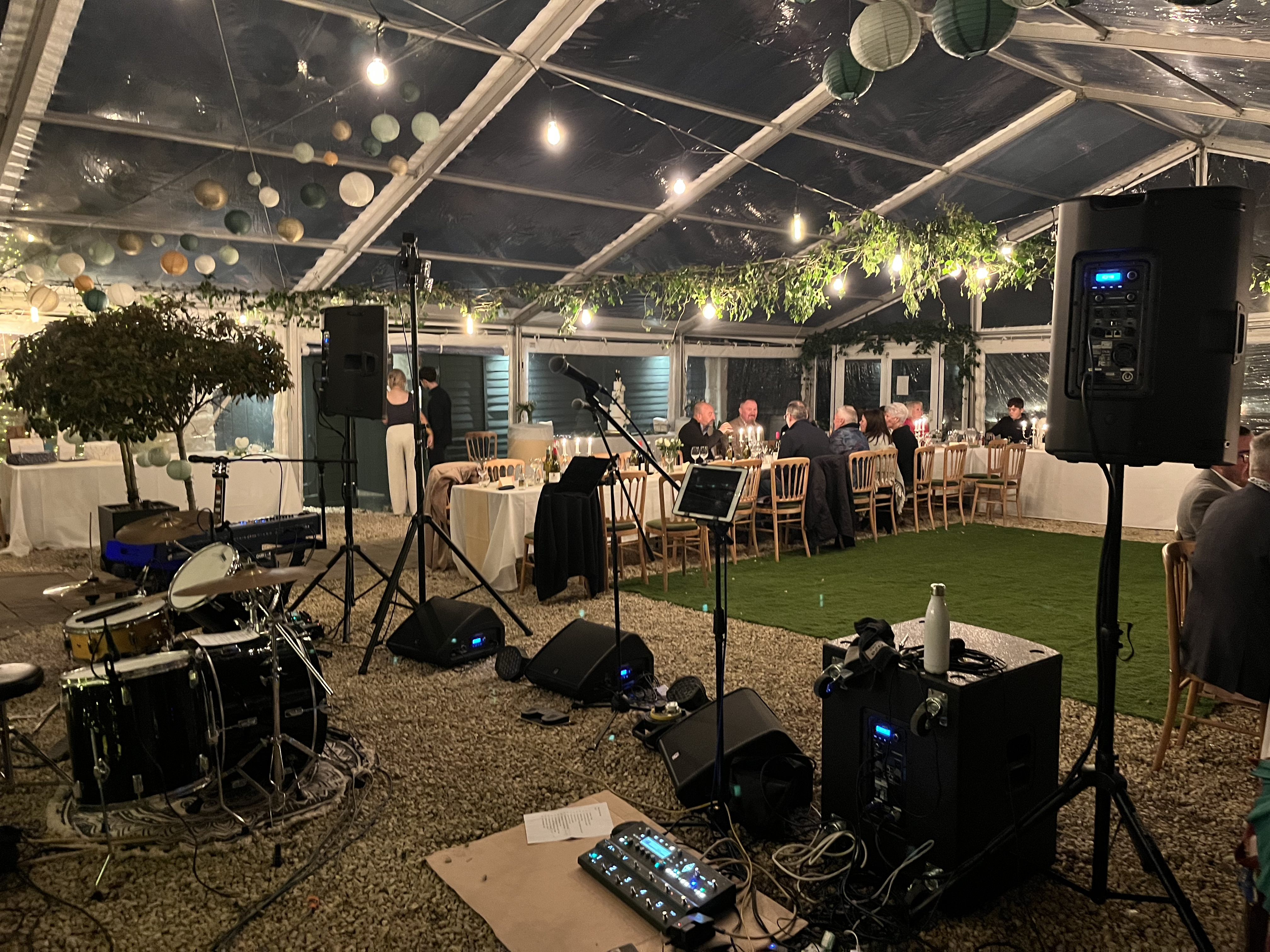 Medium-sized pa + sound engineer