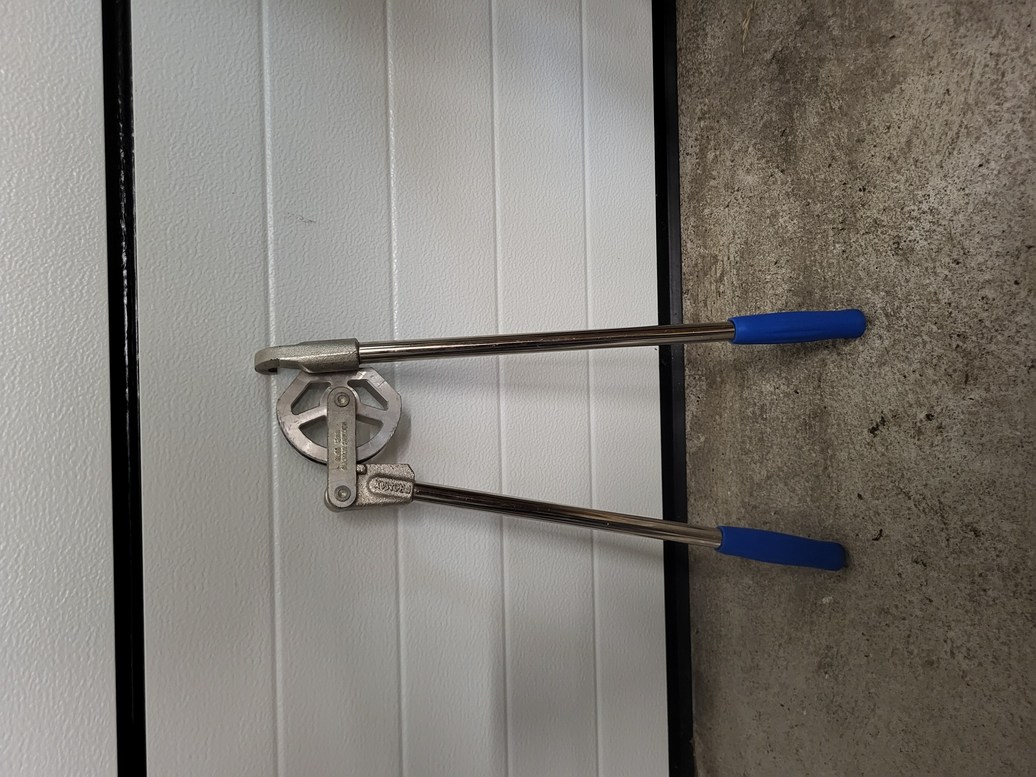 Rörbock fromax 12 och 15 mm