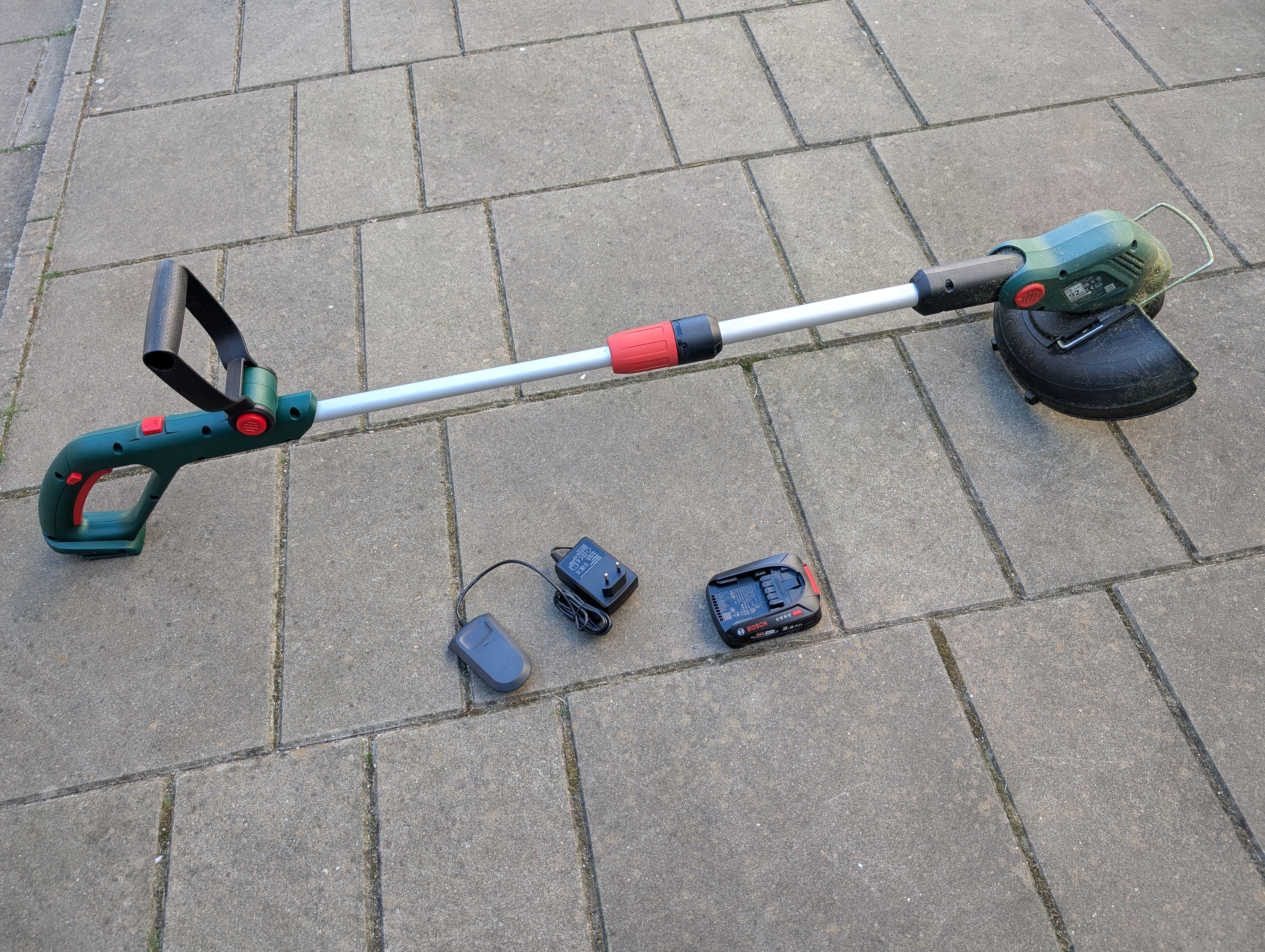 Bosch batteridrevet græstrimmer