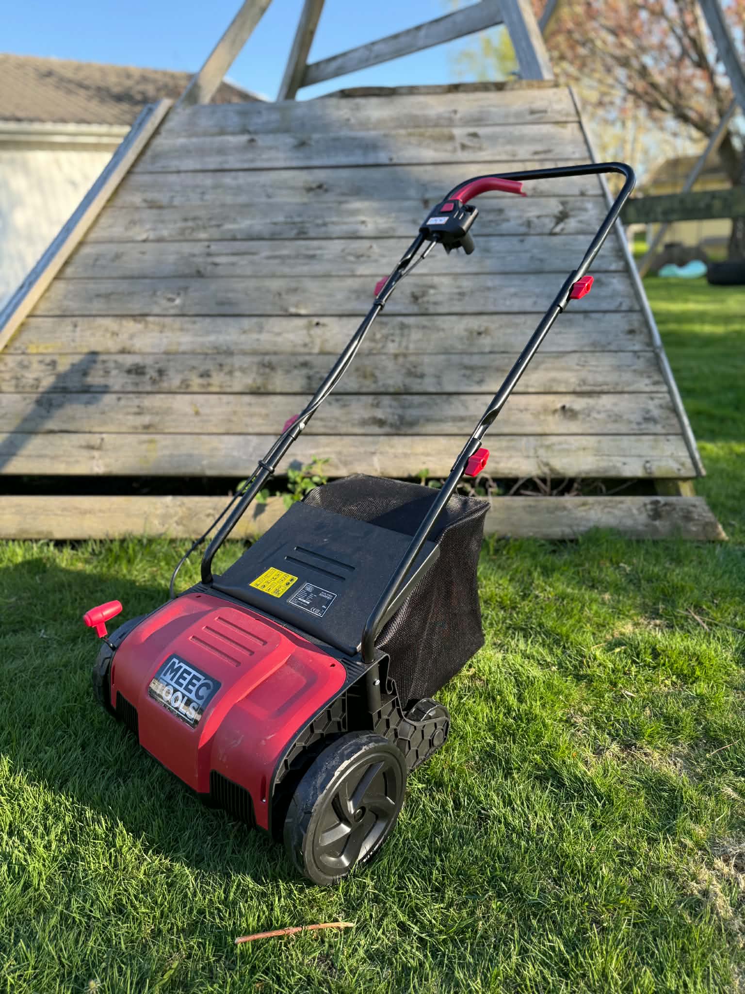 Vertikalskärare/mossrivare
