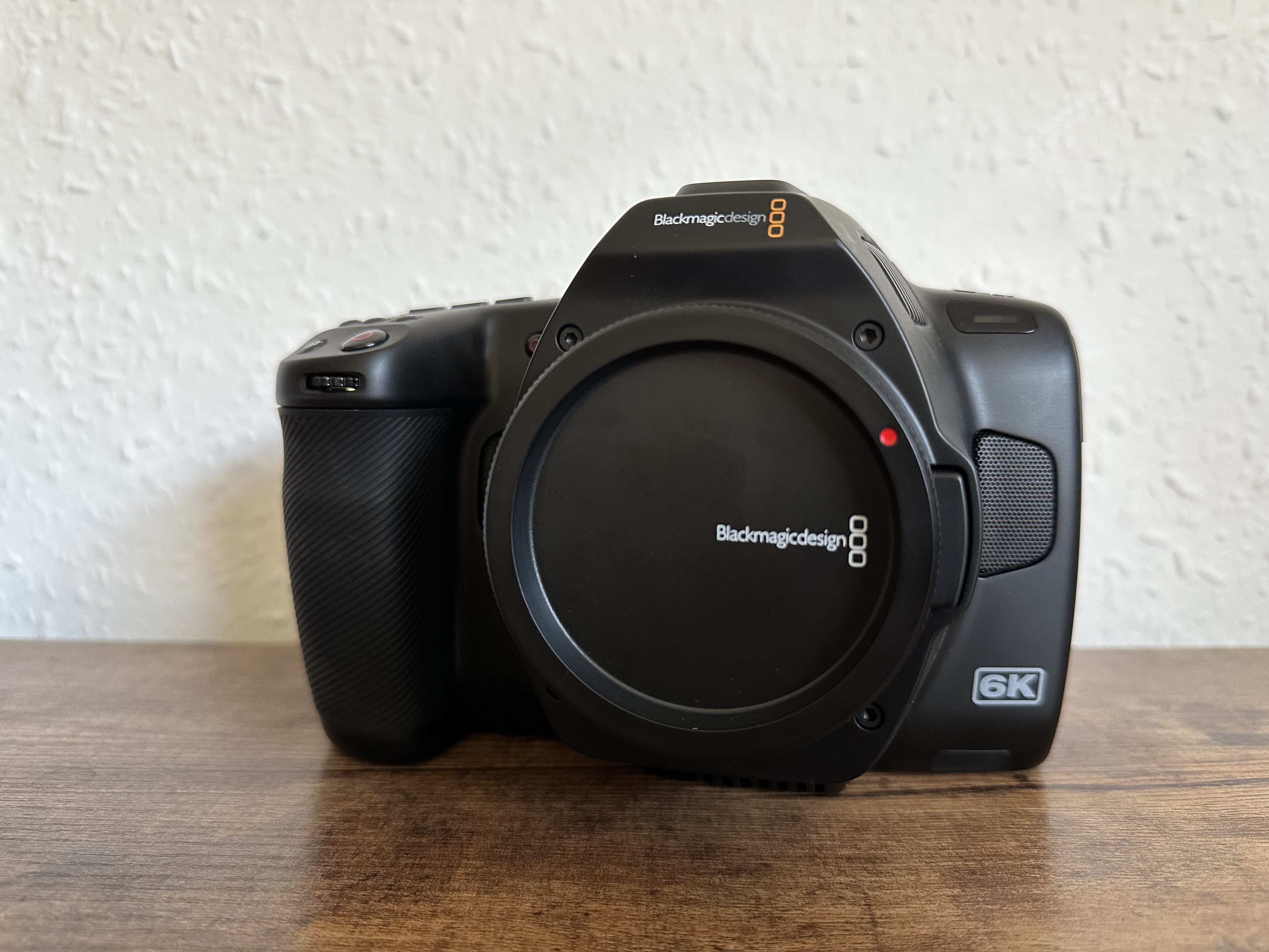 Blackmagic pocket cinema camera 6k pro (bmpcc 6k pro)