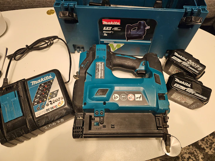 Makita dyckertpistol