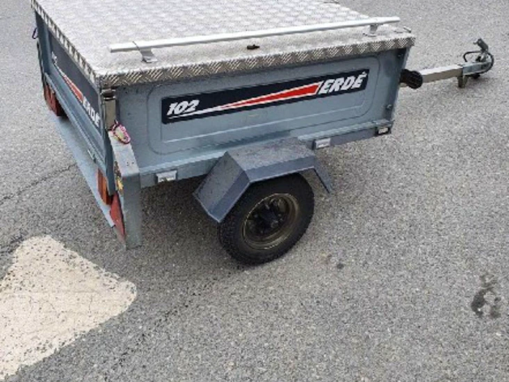 Liten kjekk tilhenger