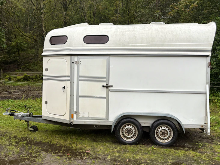 Hästtransport 1400kg, boggie