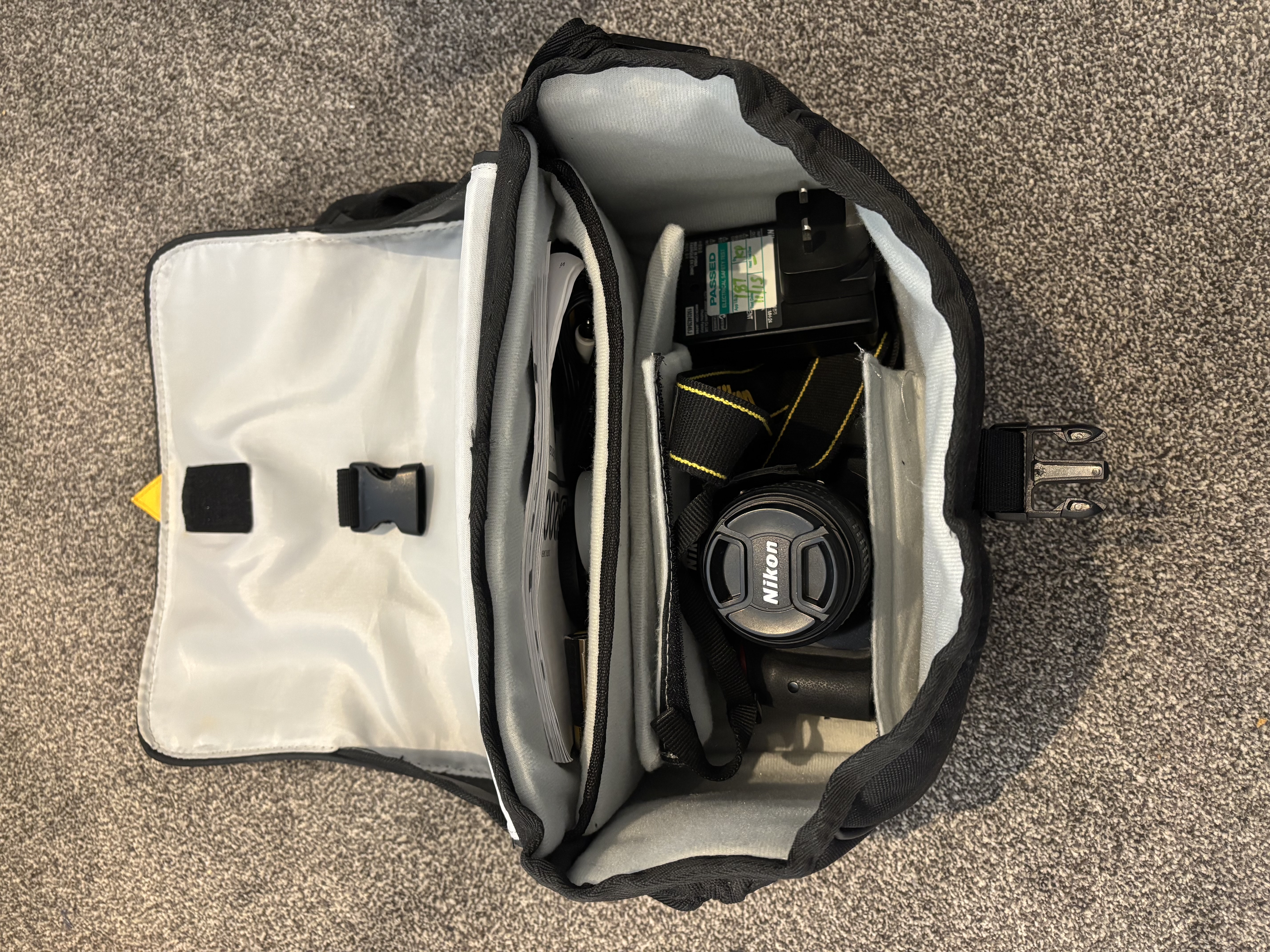 Nikon d5200 dslr camera