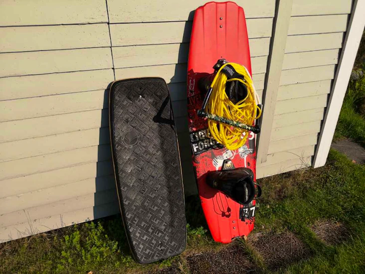 Wakeboard och wakeskate