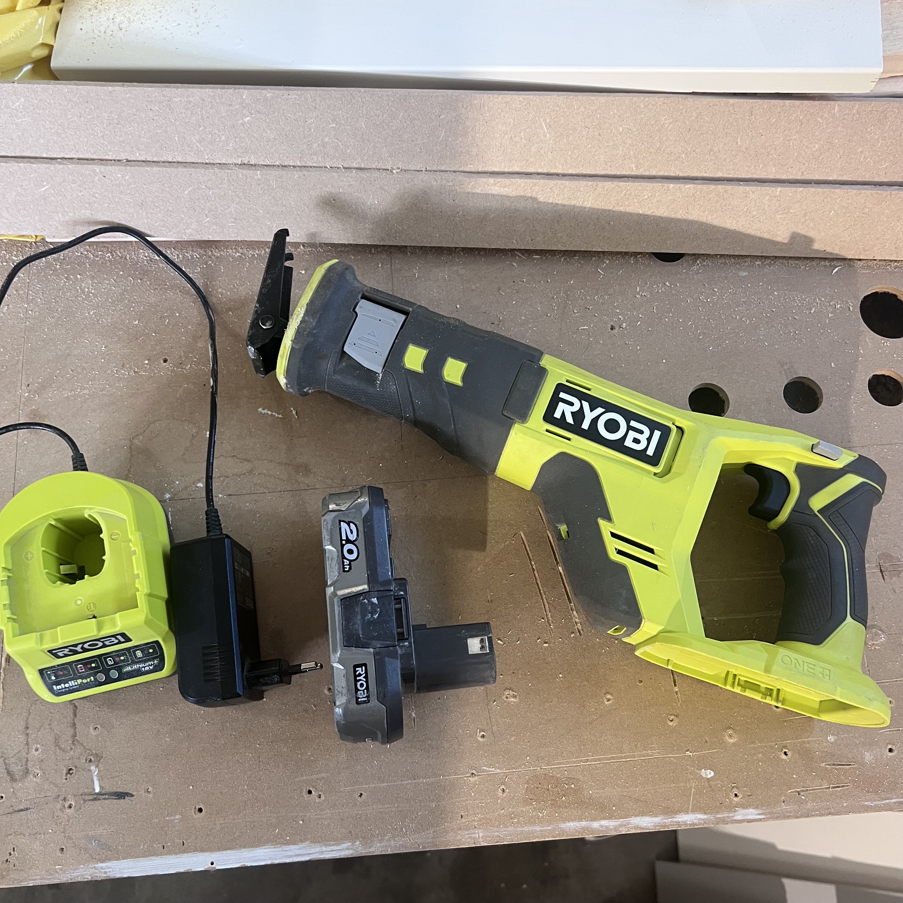 Tigersåg ryobi 18v 
