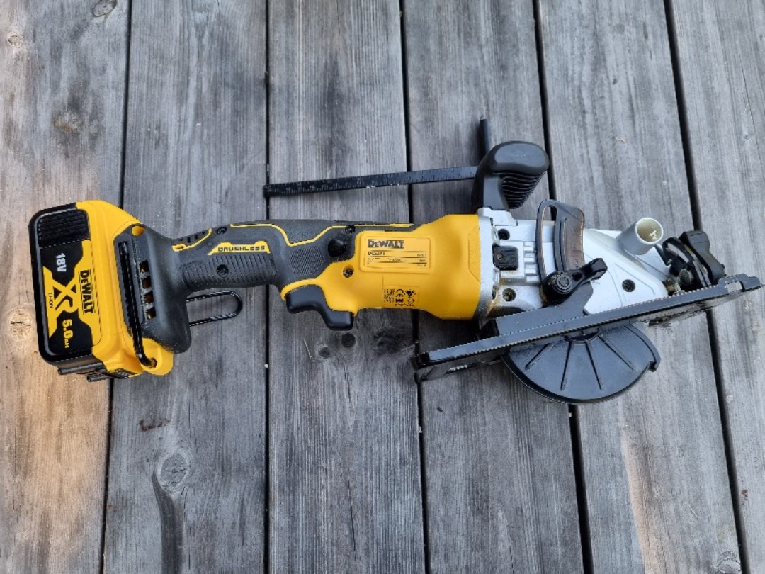 Kompakt dewalt sirkelsag batteri