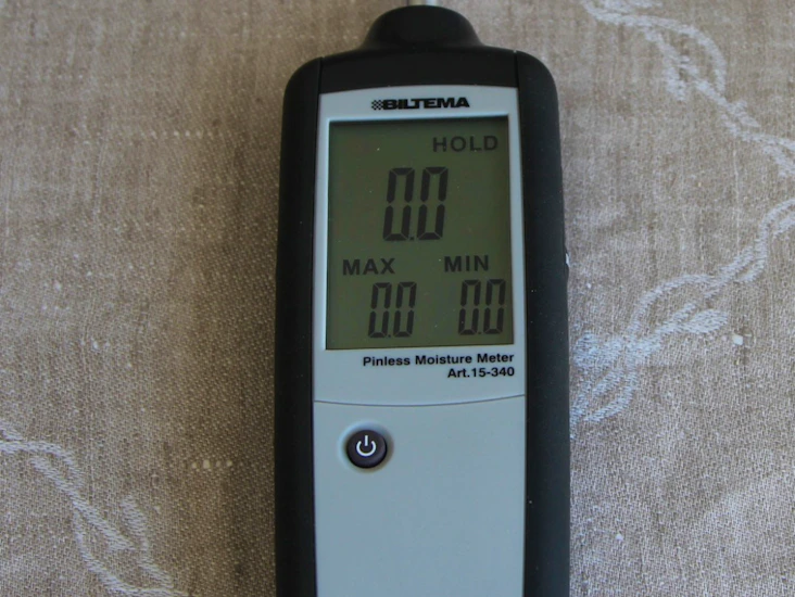 Fuktmätare för oförstörbar mätning