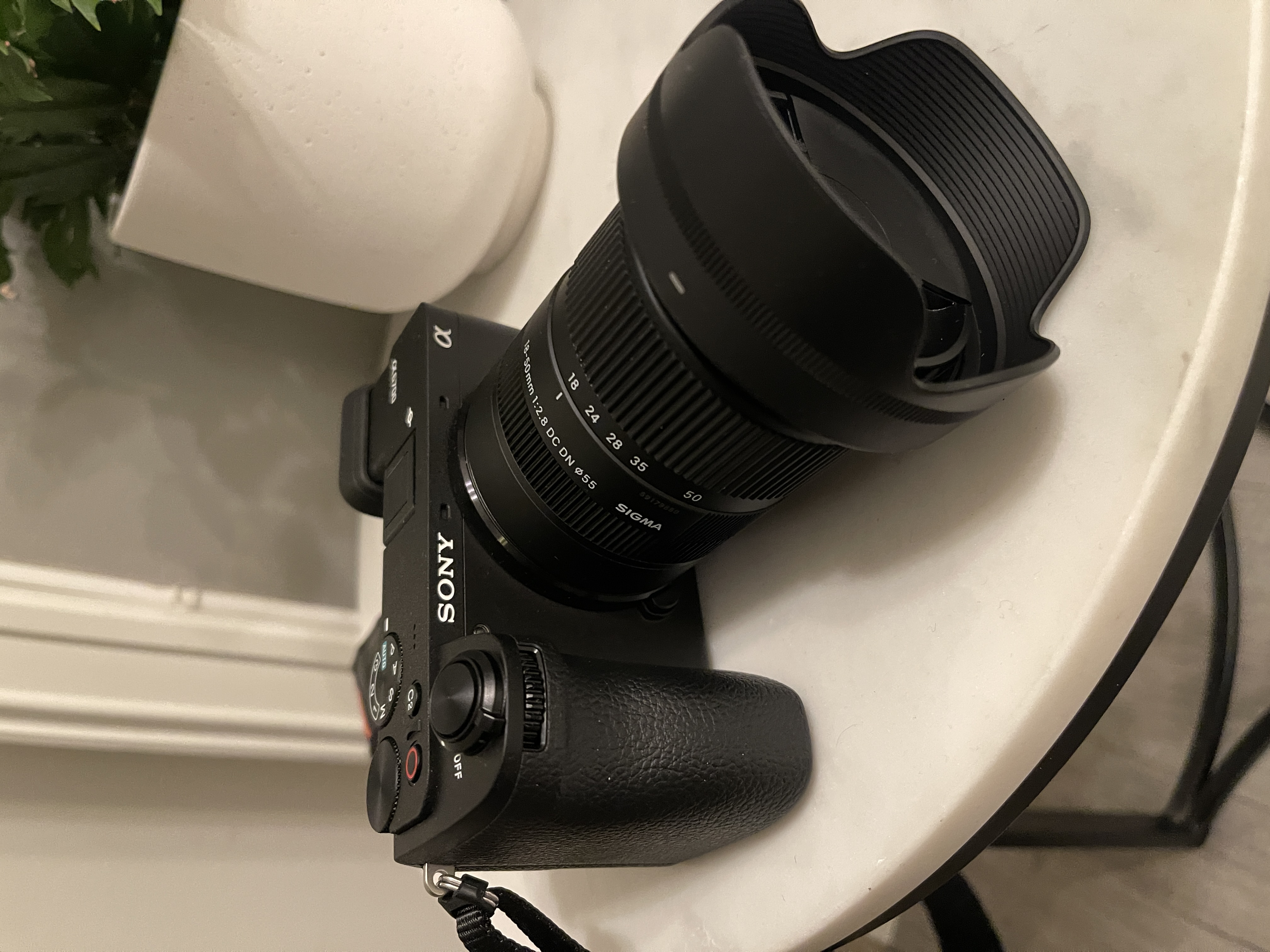 Sony a6700 (med objektiv)