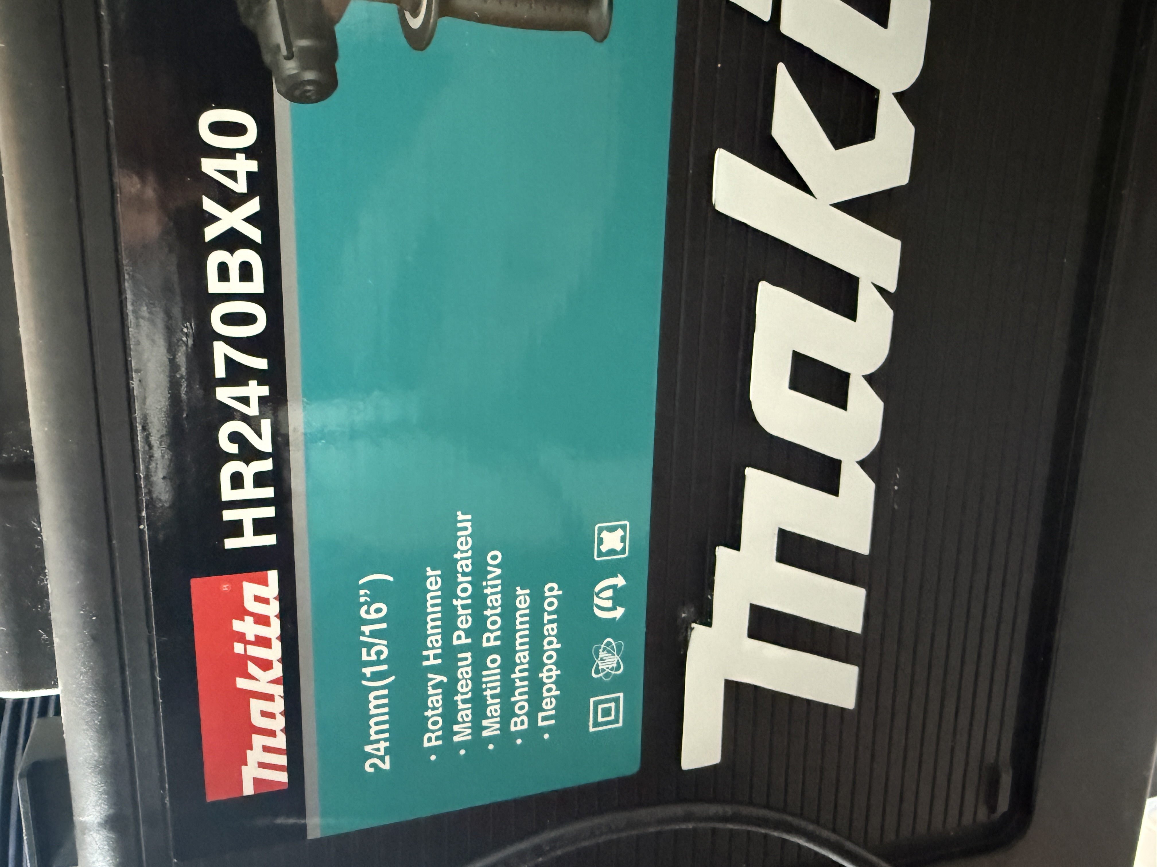 Makita sds+ borrhammer – komplett pakke med borrsett og vernebriller