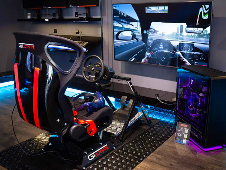 Komplett simulator med bevegelse i stolen