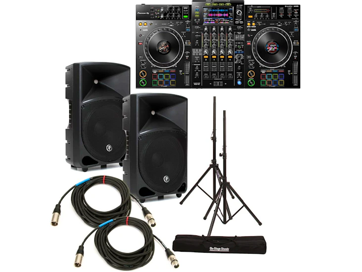 Pioneer xdj xz and 2 mackie thump 15 1000w speakers with stands