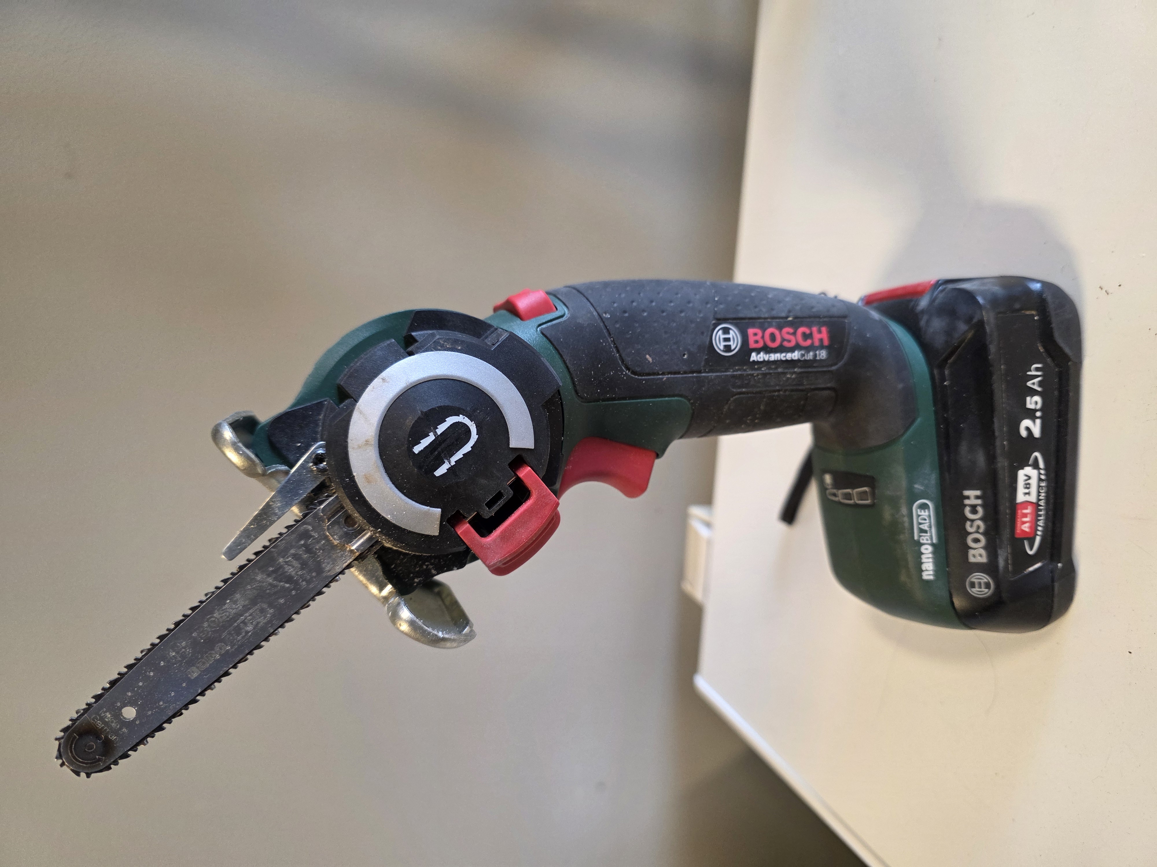 Elektrisk håndsag 