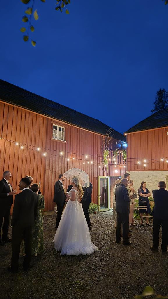 Lyslenke til hagefester og lignende