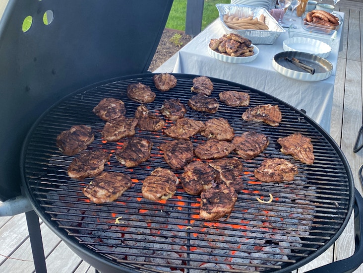 Mega weber grill+trailer
