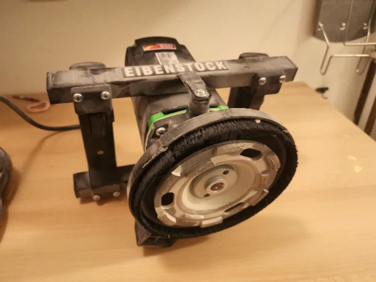 Betongsliper 1800w ebs 1802 med støvsuger