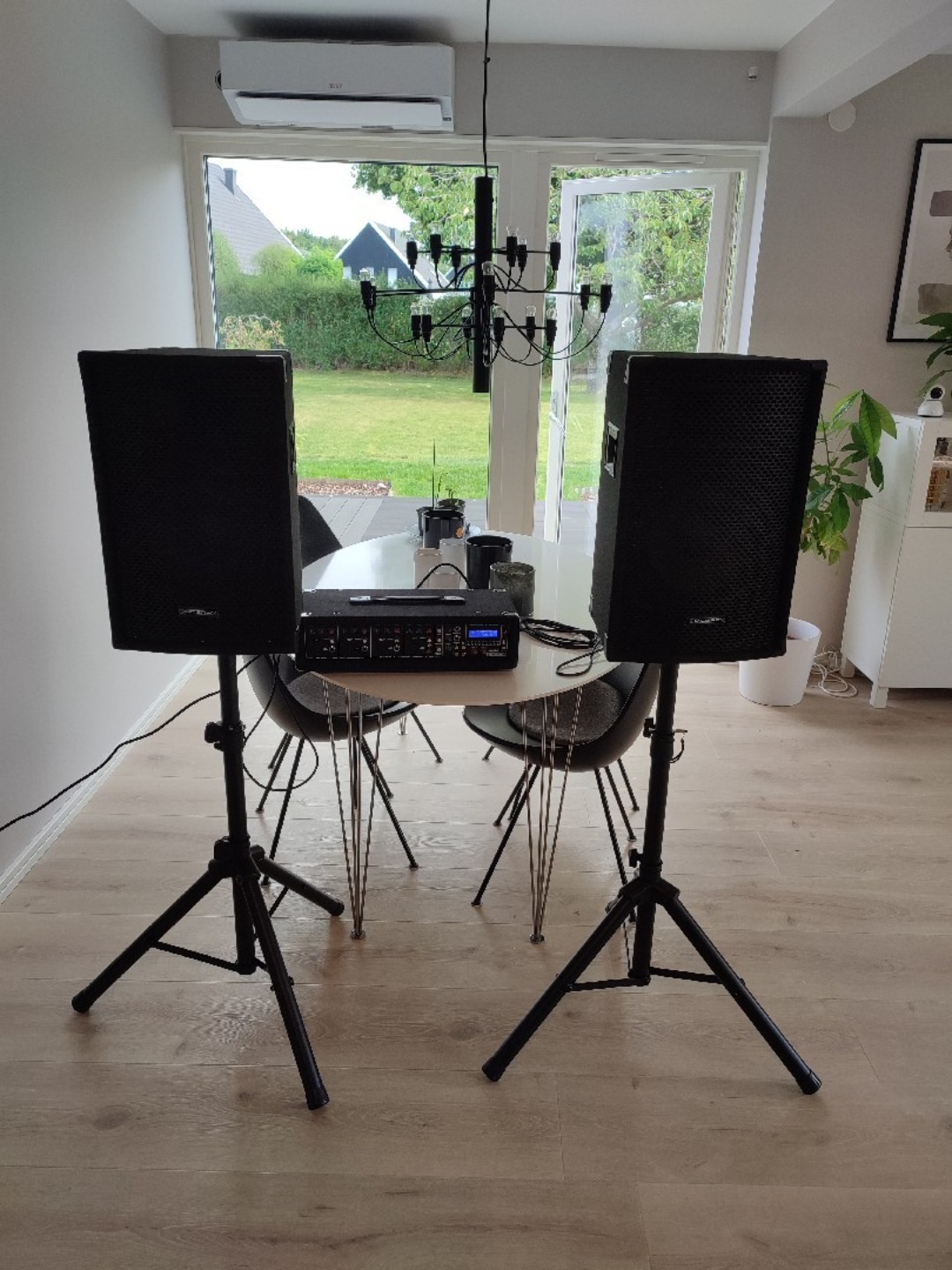 Högtalarsystem för fest/presentationer 