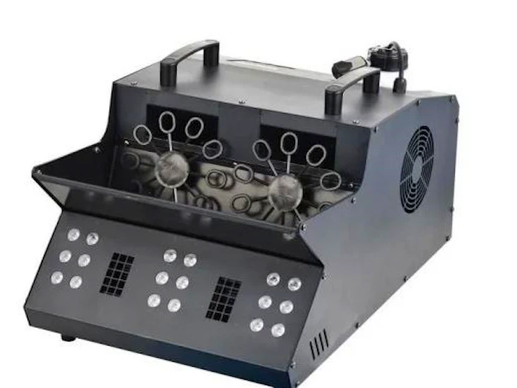 Stor såpeboble maskin med led og røyk