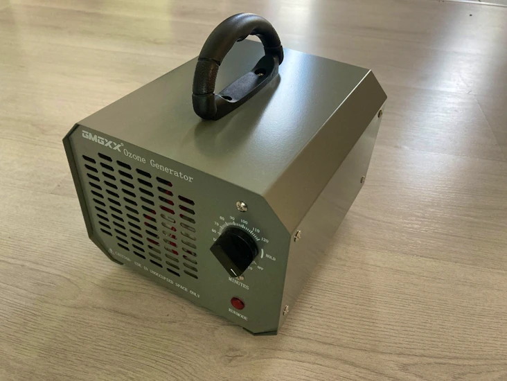 Ozongenerator för luktsanering