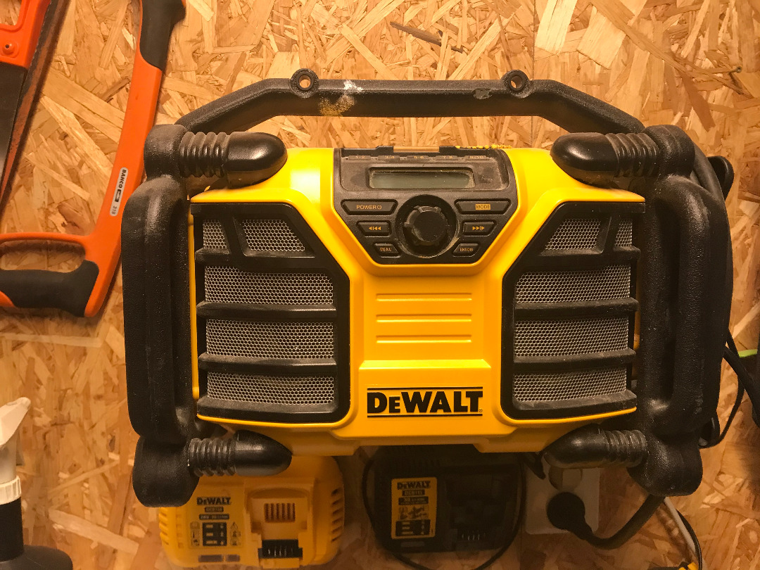 Radio, dewalt dcr 017 