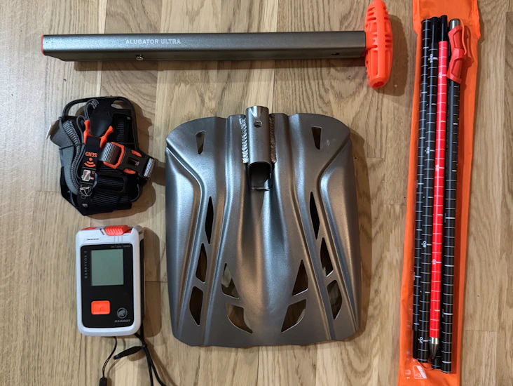 Huippukevyt lumiturvallisuussetti